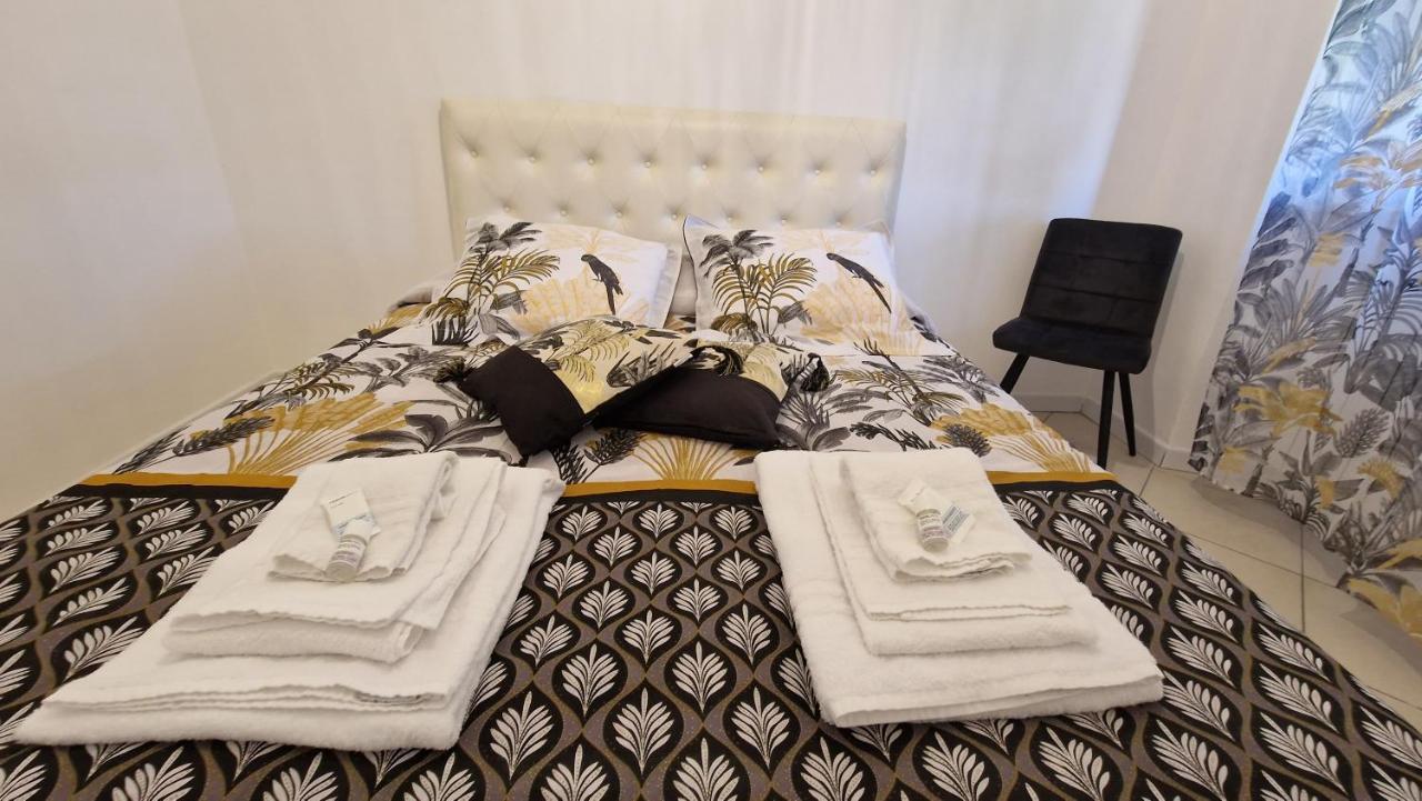 Relax In Trastevere Rome - Independent Apartment Buitenkant foto