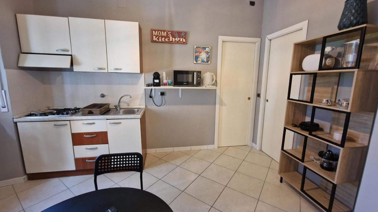 Relax In Trastevere Rome - Independent Apartment Buitenkant foto